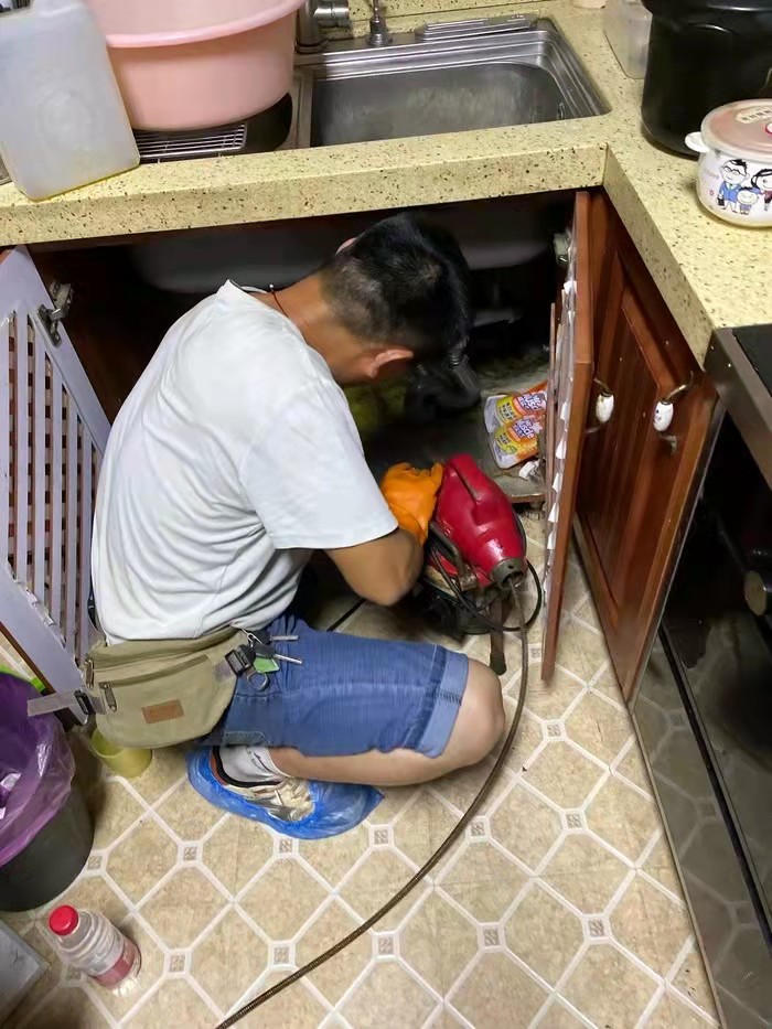 科尔沁通下水道